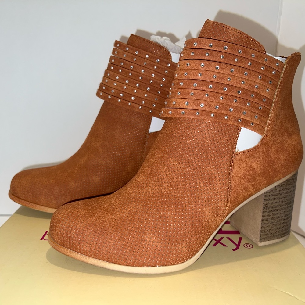 Dolce by Mojo Moxy booties